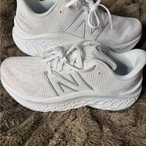New Balance Fresh Foam Kaiha Road White Running Shoes Women’s 8.5